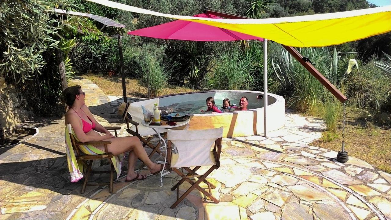 The Place By The Sun Milína Exterior foto