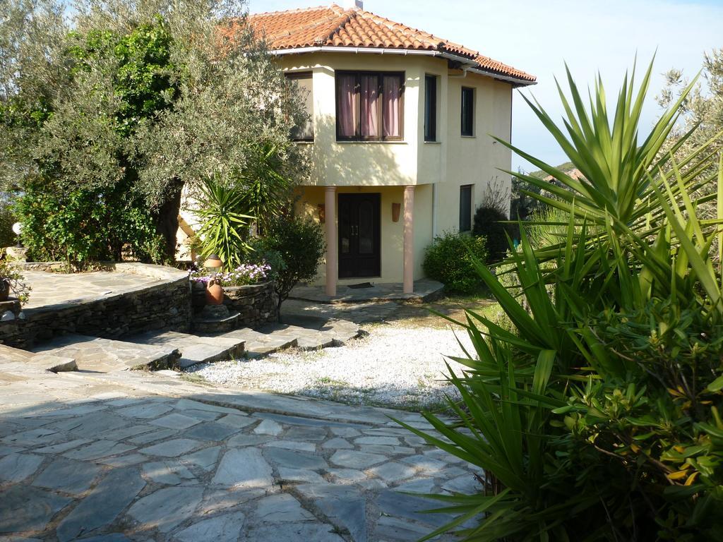 The Place By The Sun Milína Exterior foto